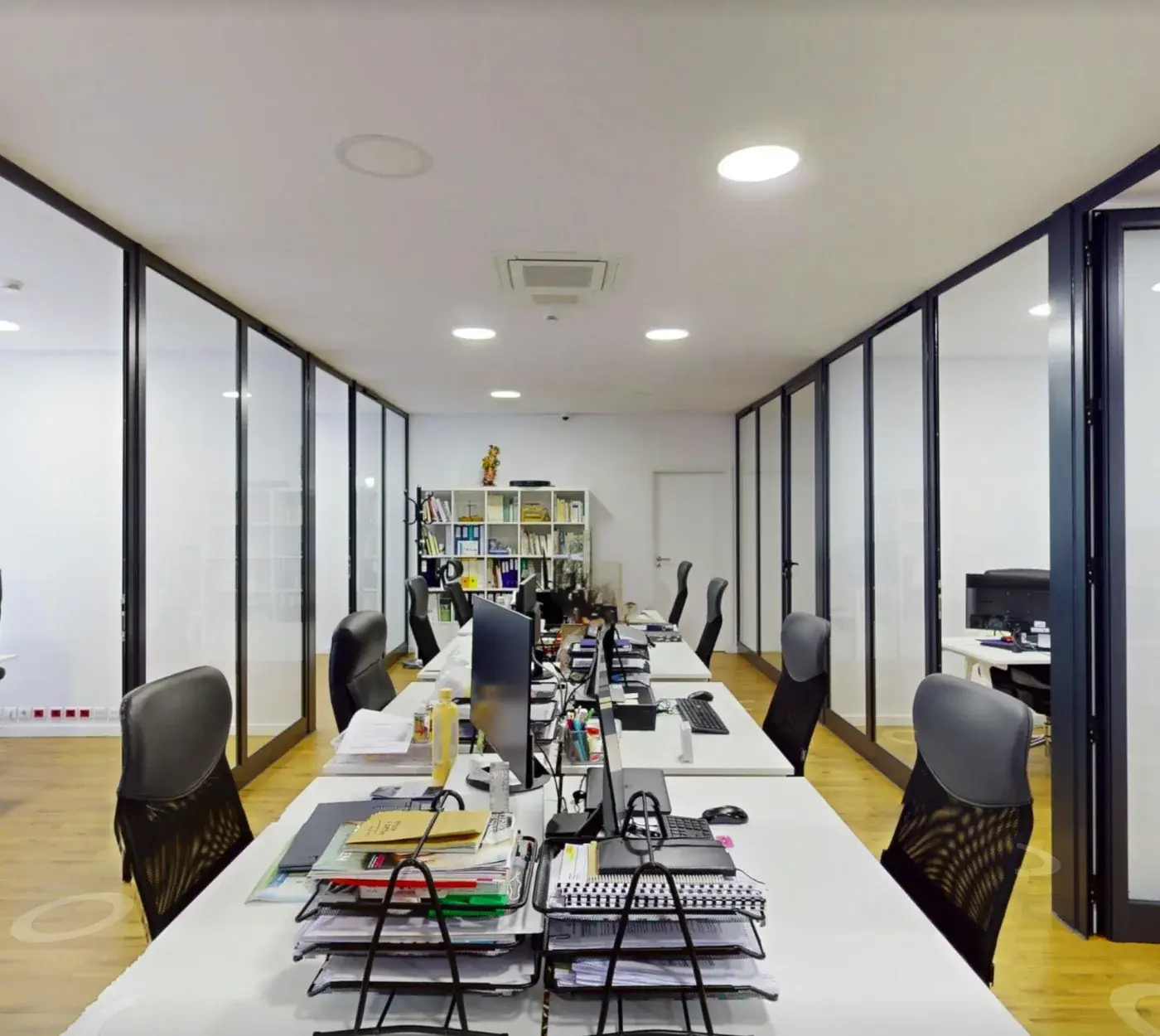 Espaços de trabalho, vistos por dentro.